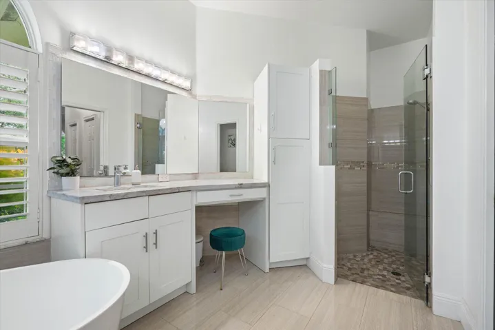 27-2647 Edgewater Dr, Weston-62-Edit
