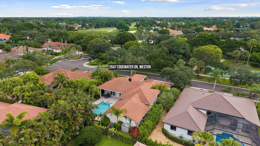 48-2647 Edgewater Dr, Weston-13