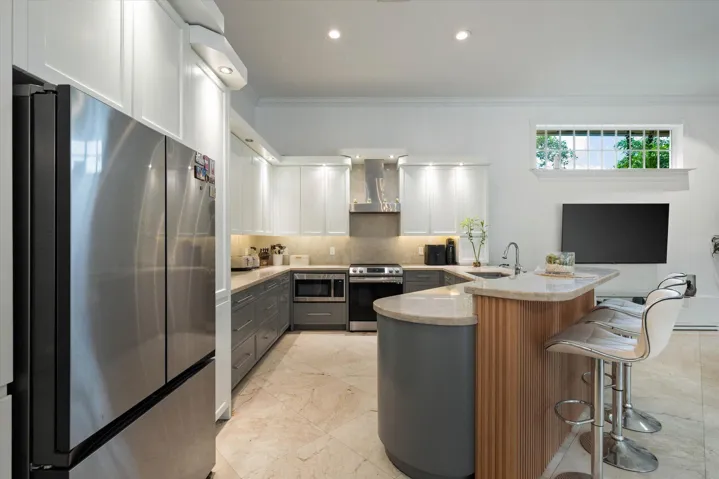 14-2647 Edgewater Dr, Weston-39