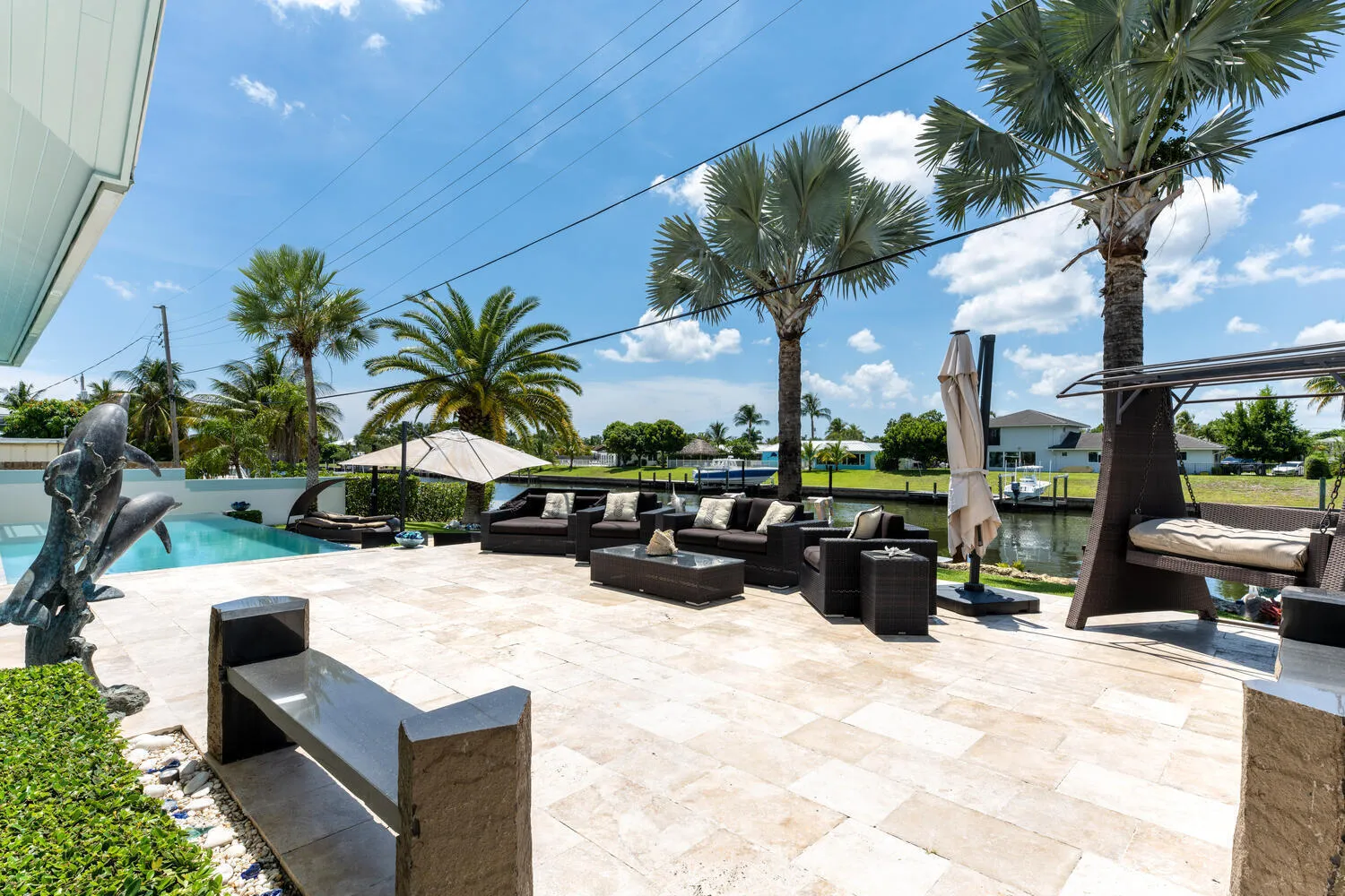 206 Arlington Rd West Palm-large-039-035