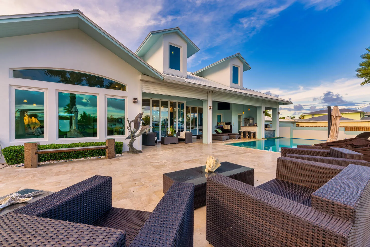 206 Arlington Rd West Palm-large-053-050