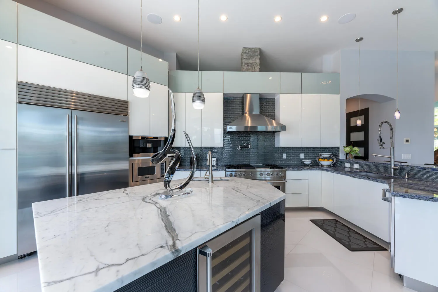 206 Arlington Rd West Palm-large-020-048