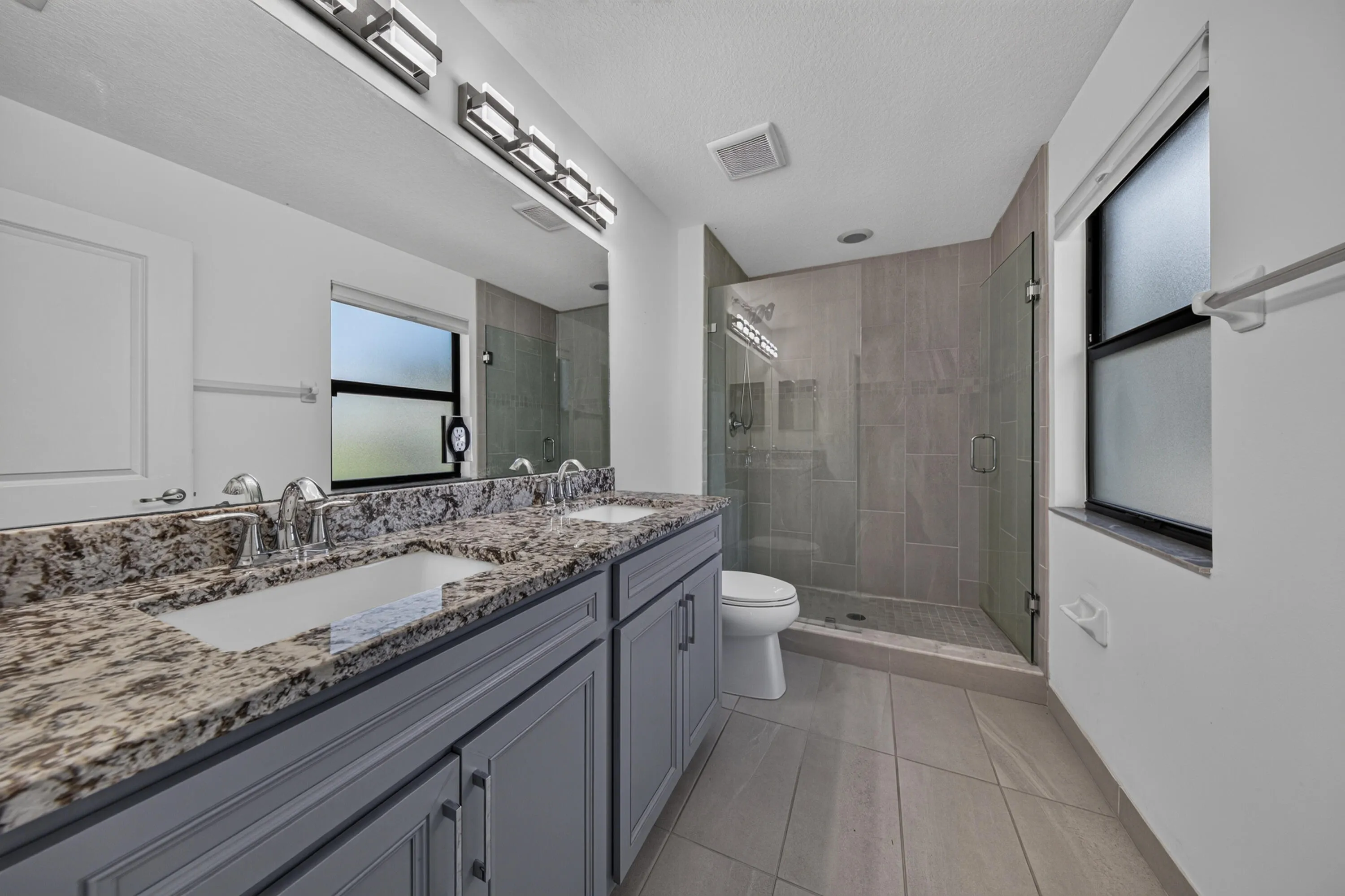295 primary bath