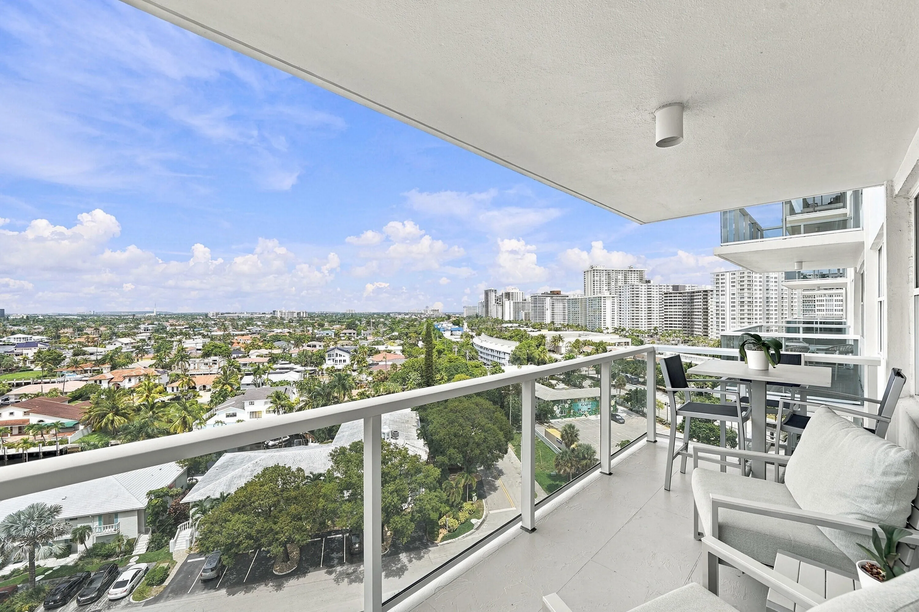 68_balcony