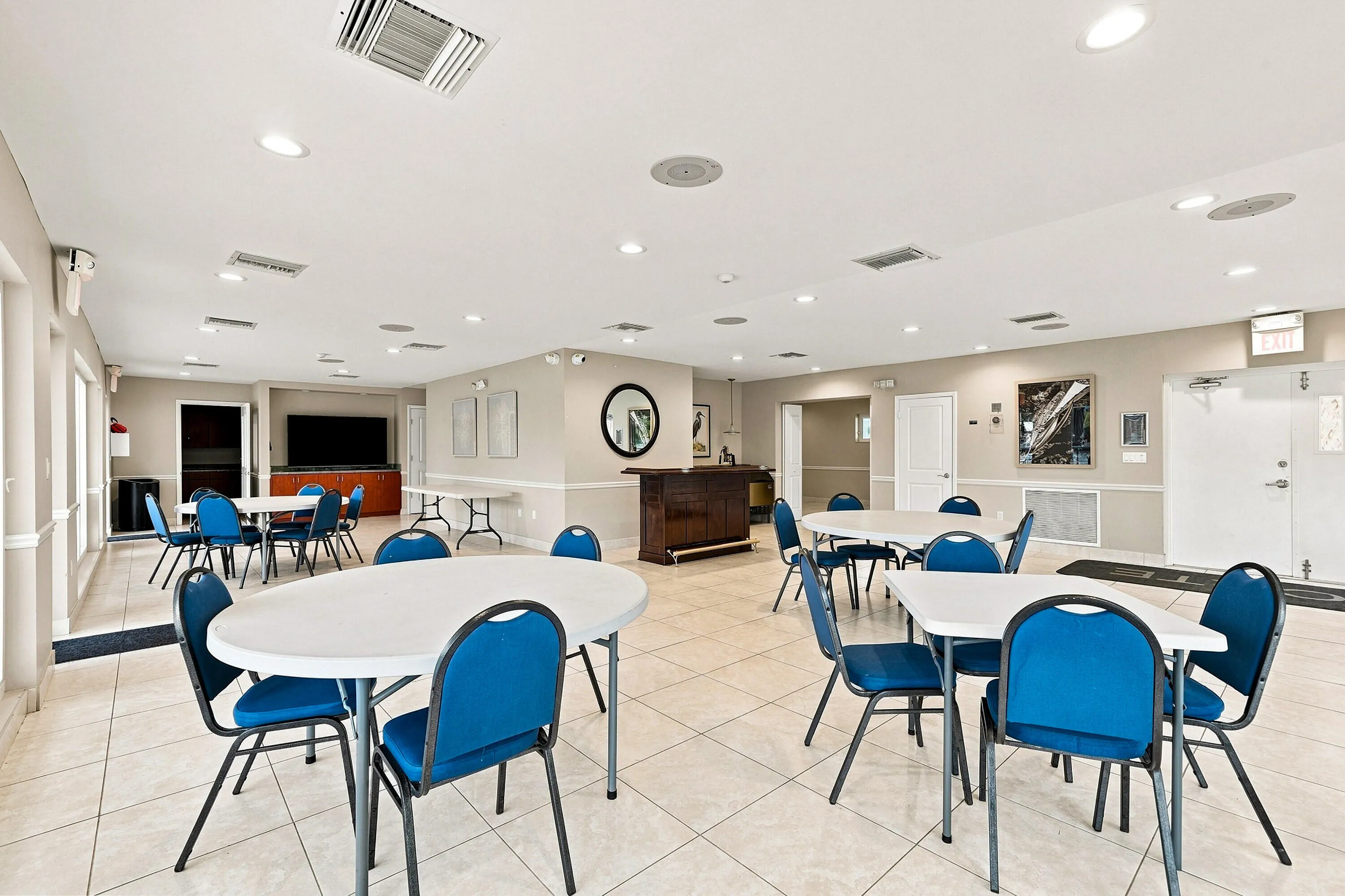 04_dining area