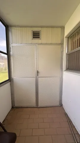 Washer/Dryer Closet