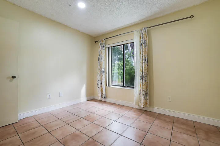 2780 Norfolk Pine Ct -24