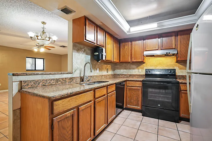 2780 Norfolk Pine Ct -8