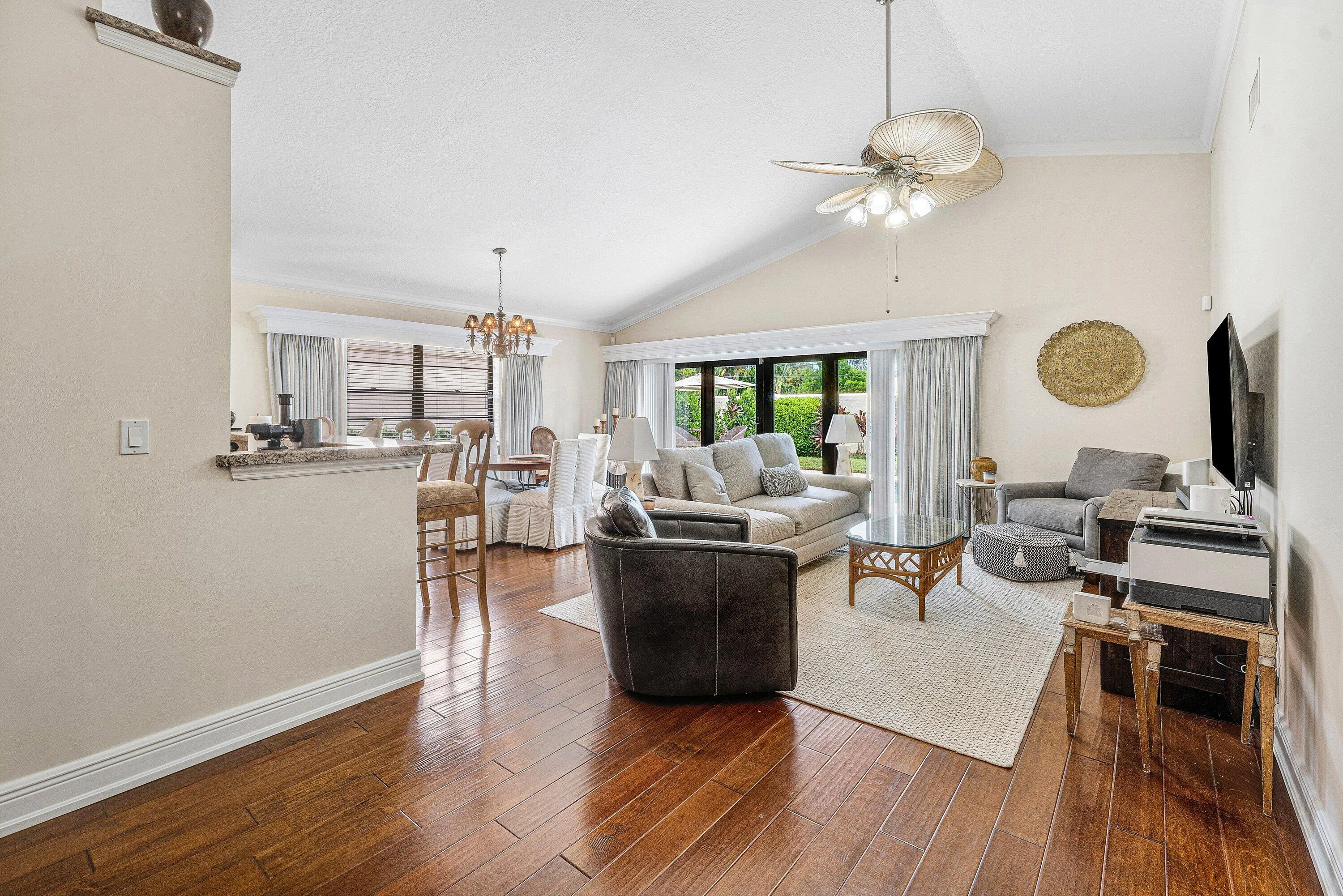 006-2530LaLiqueCircle-WestPalmBeach-FL-3