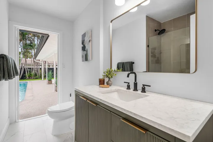 Bathroom 2