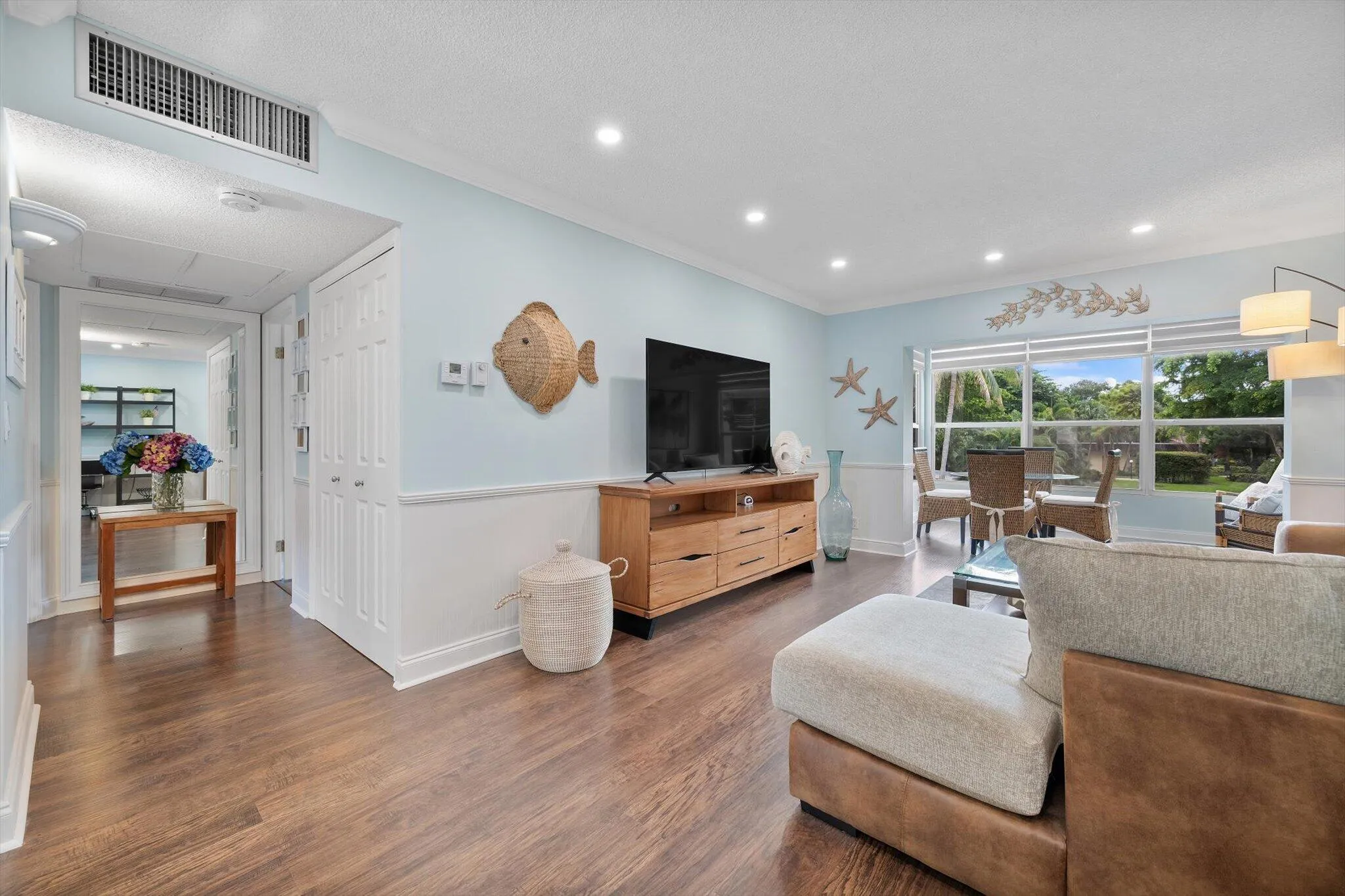 03-5171 W Oakland Park Blvd #204_003