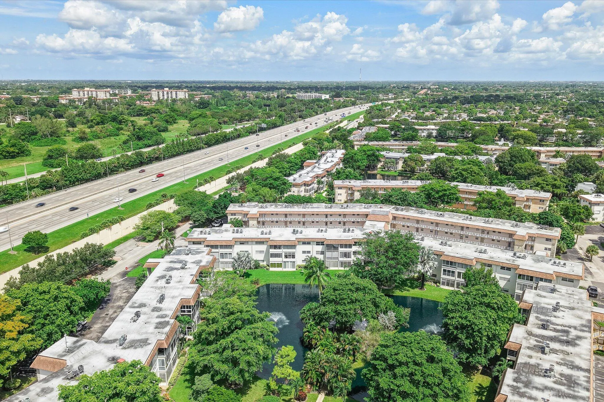 50-5171 W Oakland Park Blvd #204_050