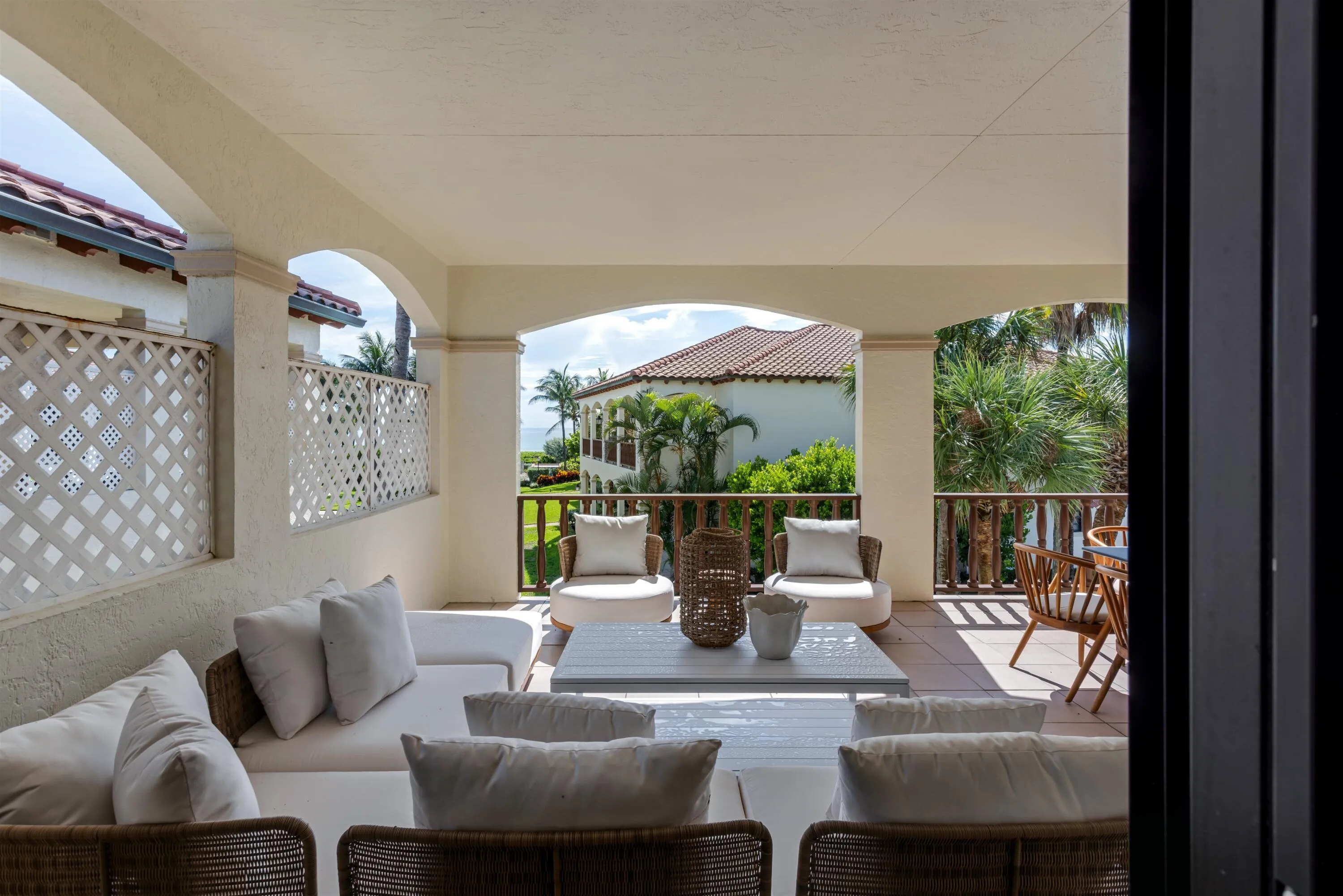 PATIO_STRAIGHT