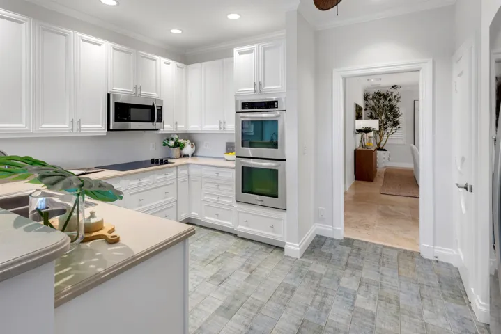 KITCHEN_ANGLE_LEFT