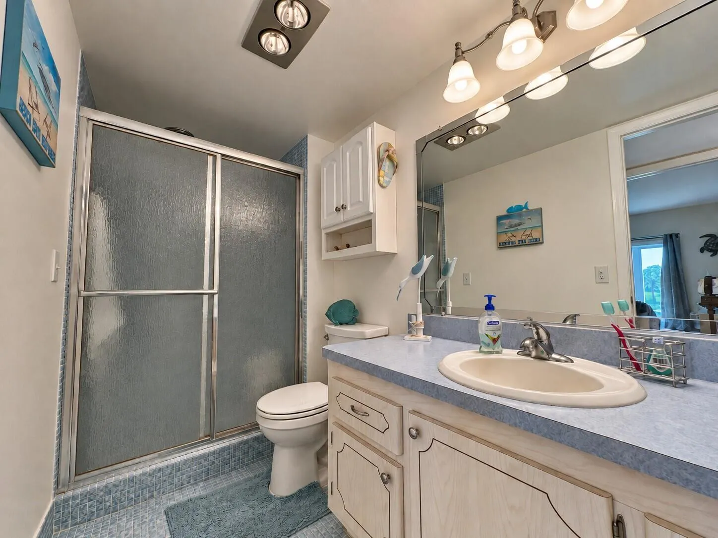 Full Bath With Step In Shower