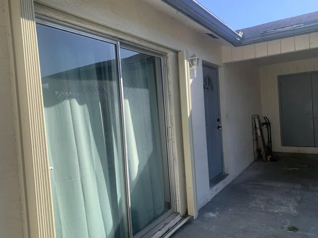 2BR Duplex NO-HOA