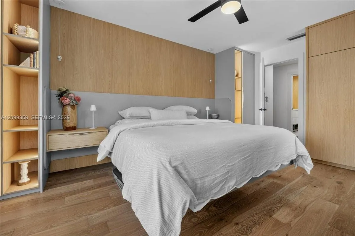 Photo 24