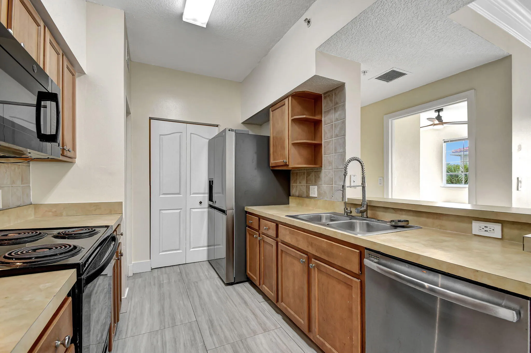 5-web-or-mls-Apartment (5)