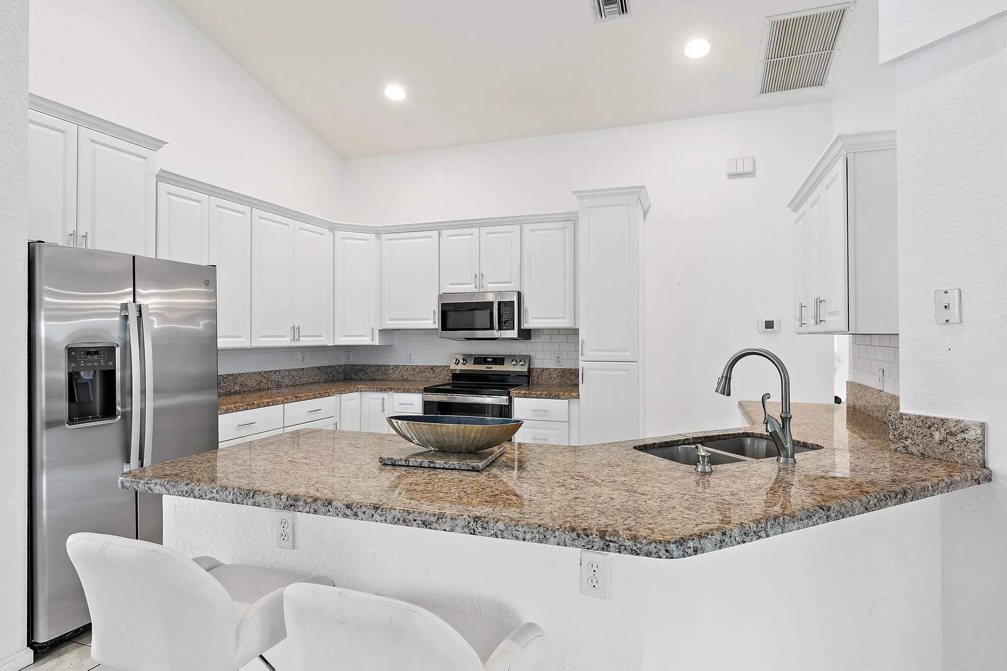 6857 Blue Bay Cir-10