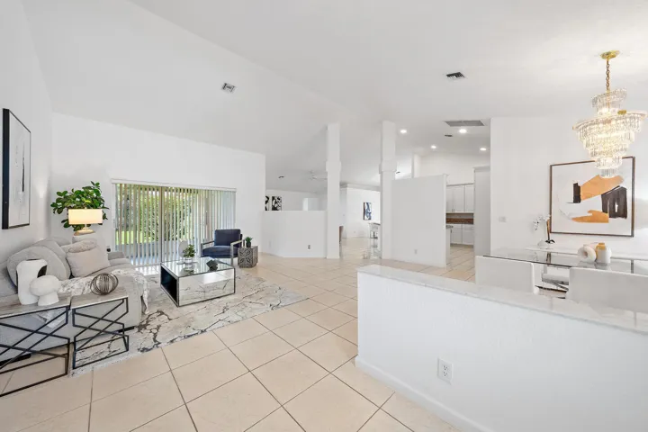 6857 Blue Bay Cir-7