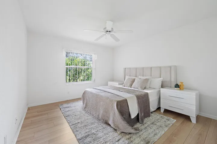 6857 Blue Bay Cir-3