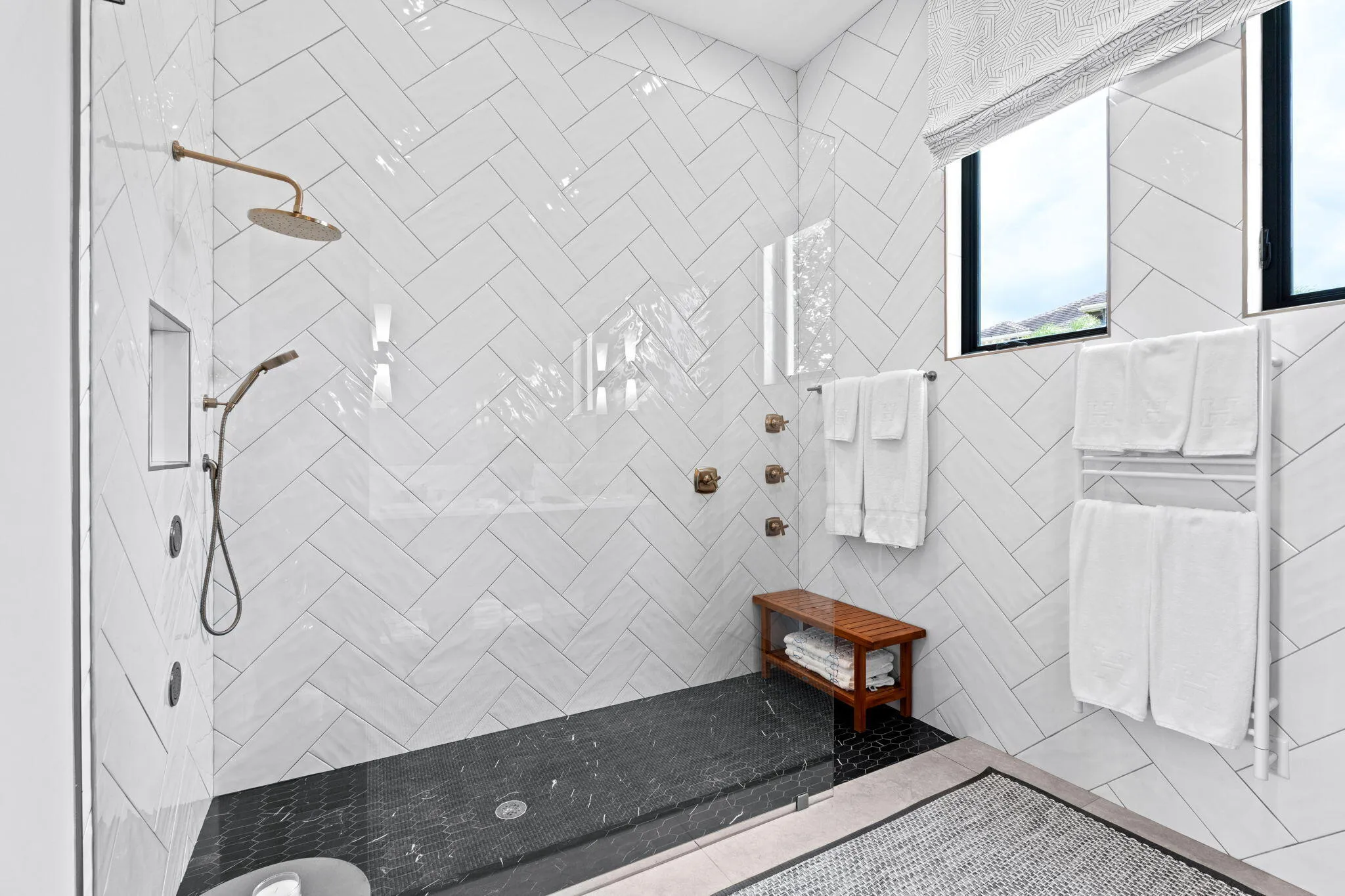 35-web-or-mls-A7407072