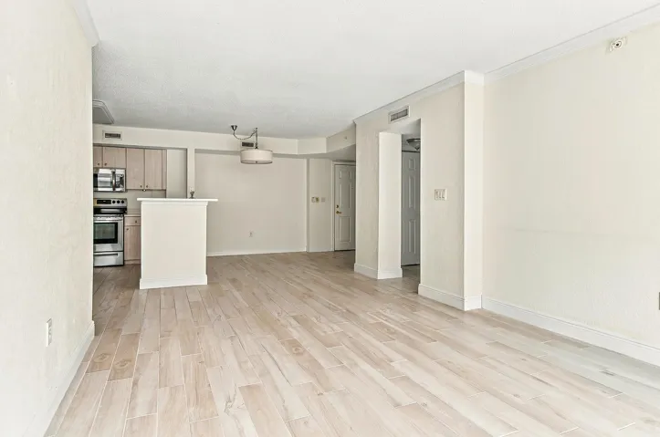 1801-NORTH-FLAGLER-DRIVE-603-33407-005