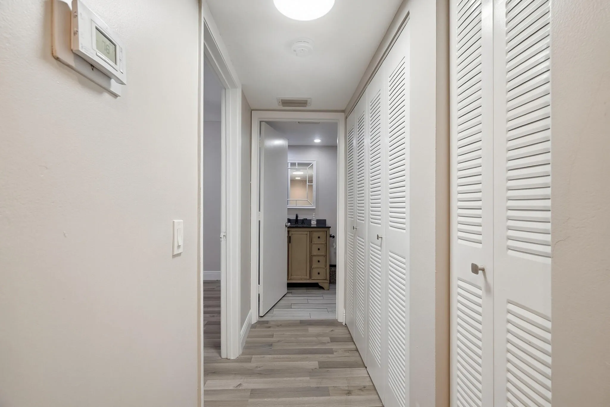 Hall to 2nd bedroom and guest bath