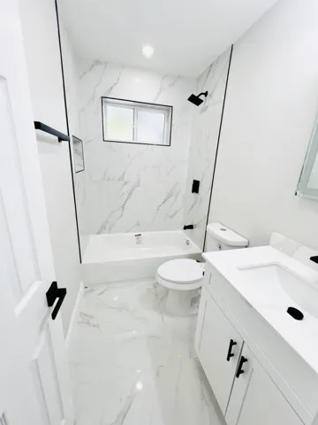 Modern style and features in this new bathroom