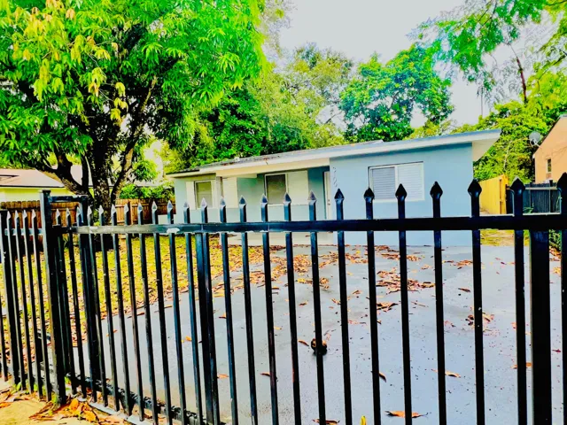 Wrought Iron fence & Gated Driveway