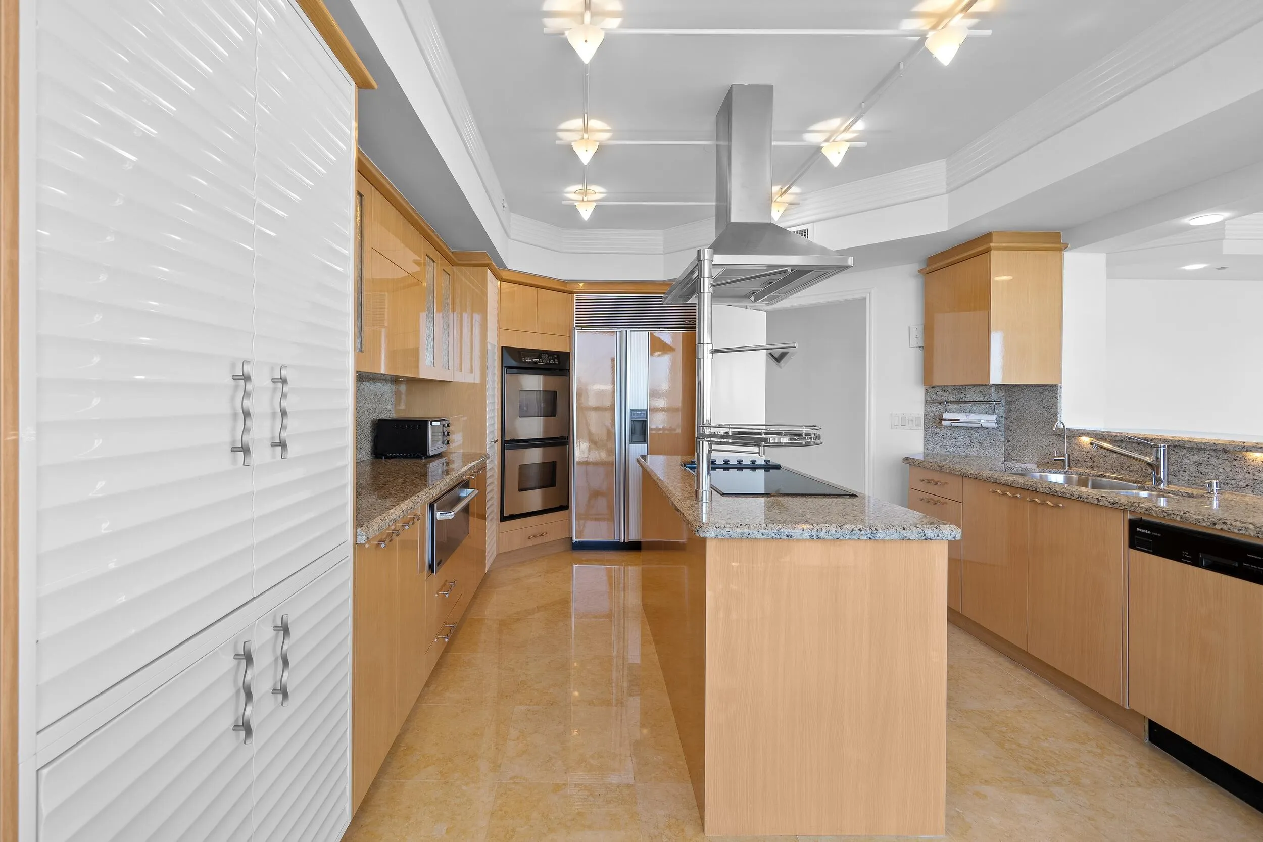 Kitchen 3