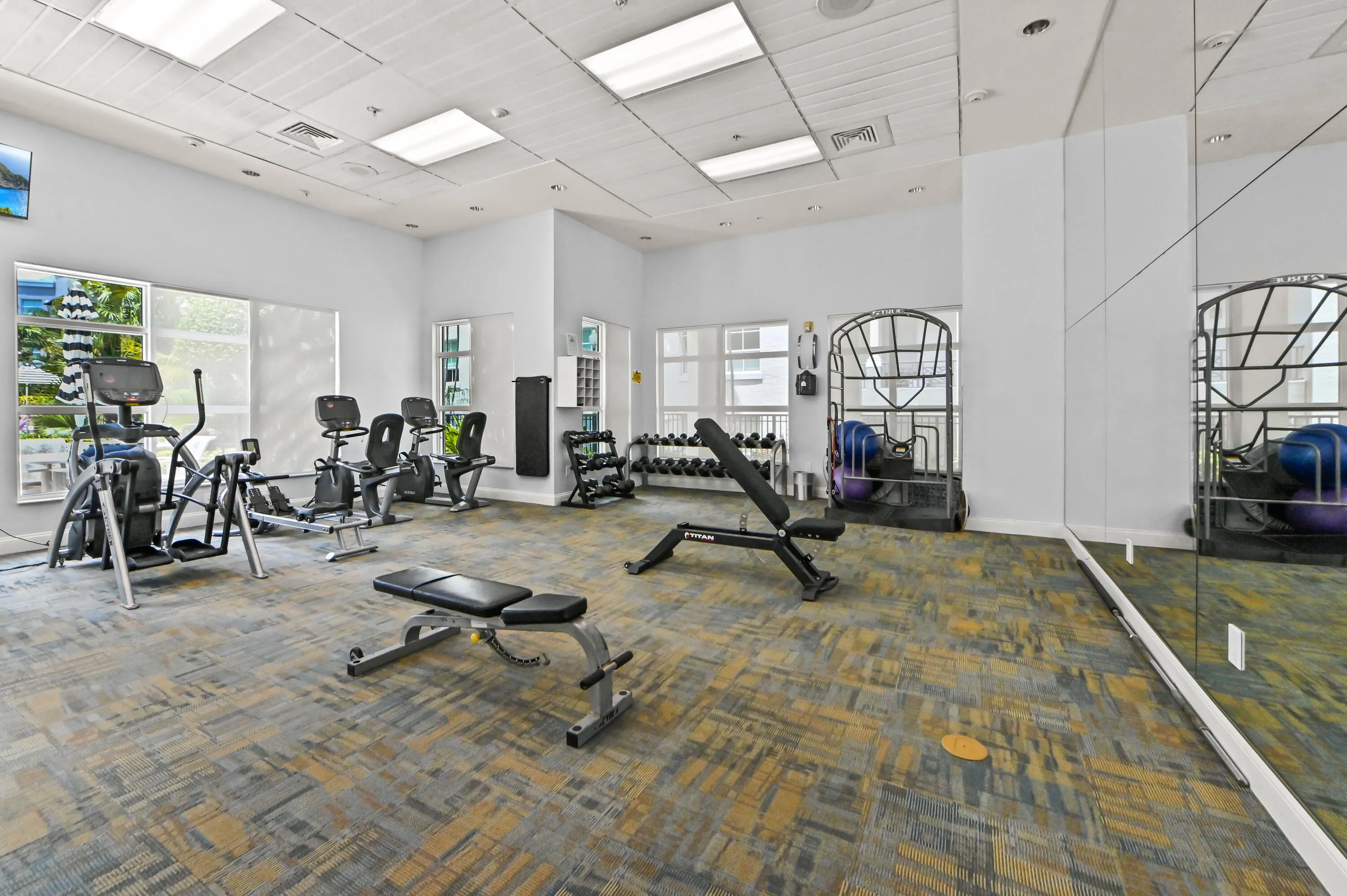34 Gym 01