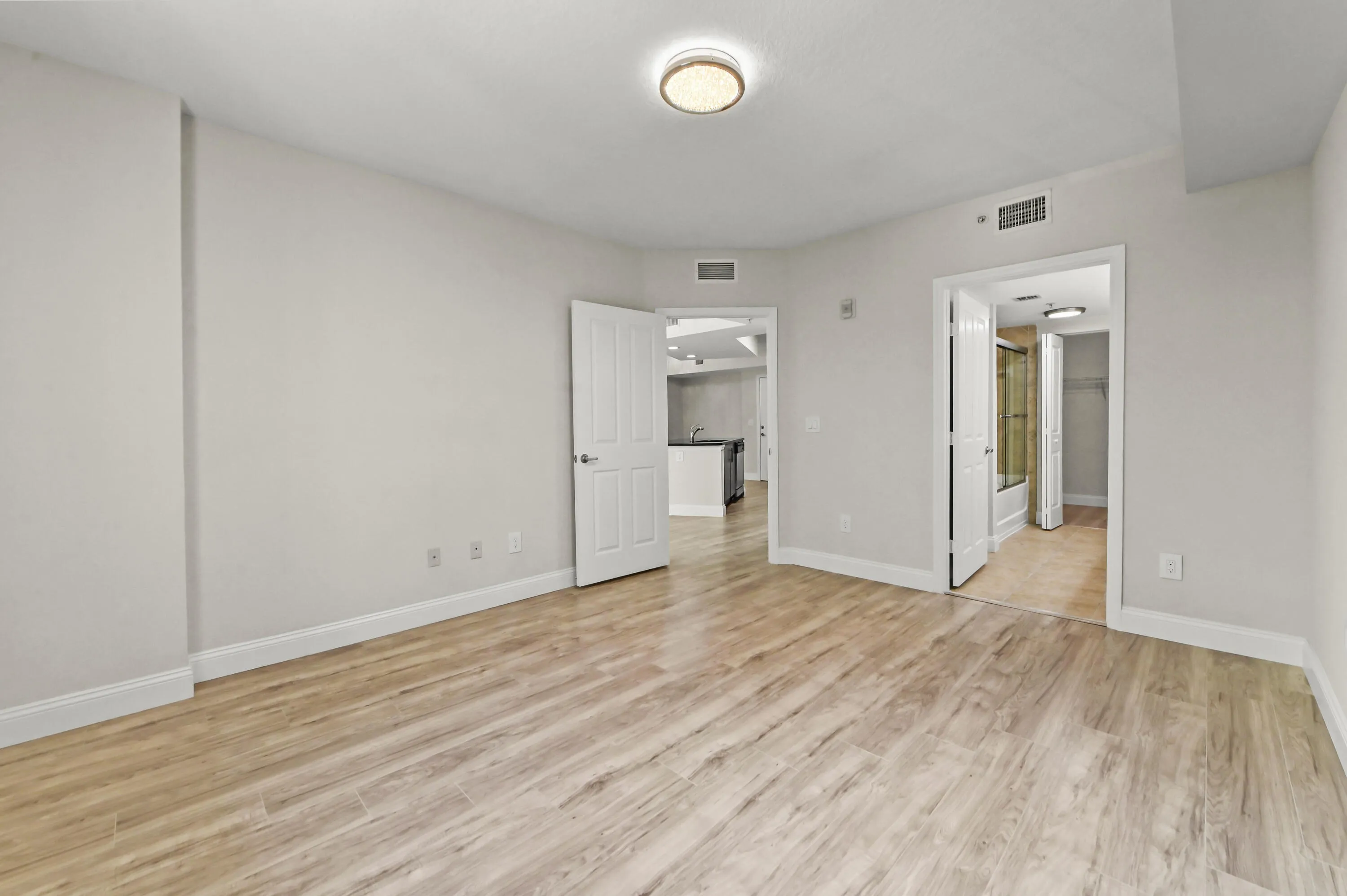 18 Bedroom 03