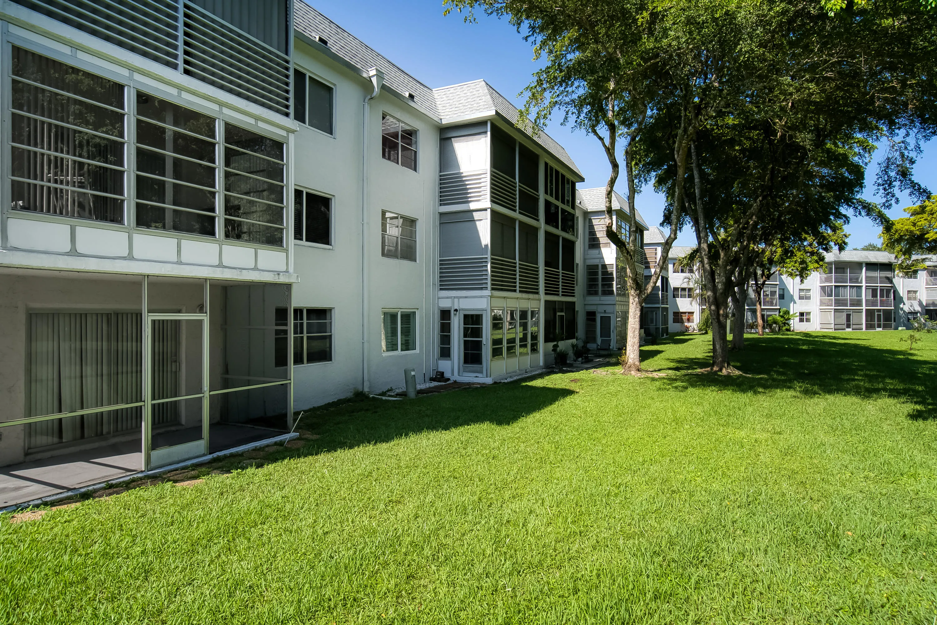 8305 nw 61 st c211 42