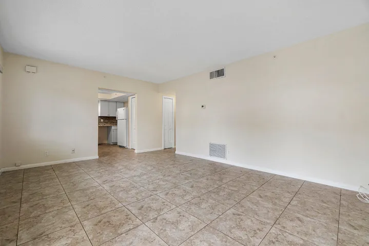 006-701NESeventhAve-DelrayBeach-FL-small