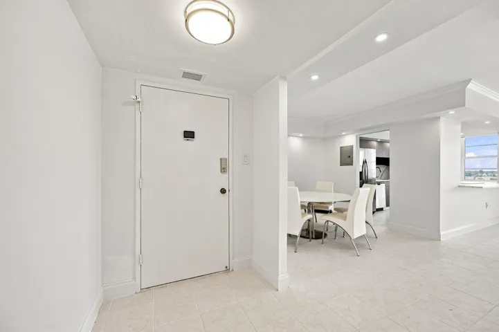 3-web-or-mls-18021-biscayne-blvd-901