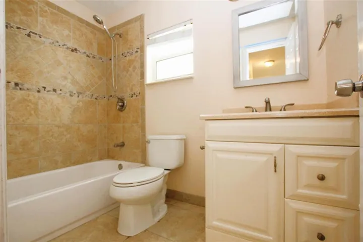 2nd Bathroom