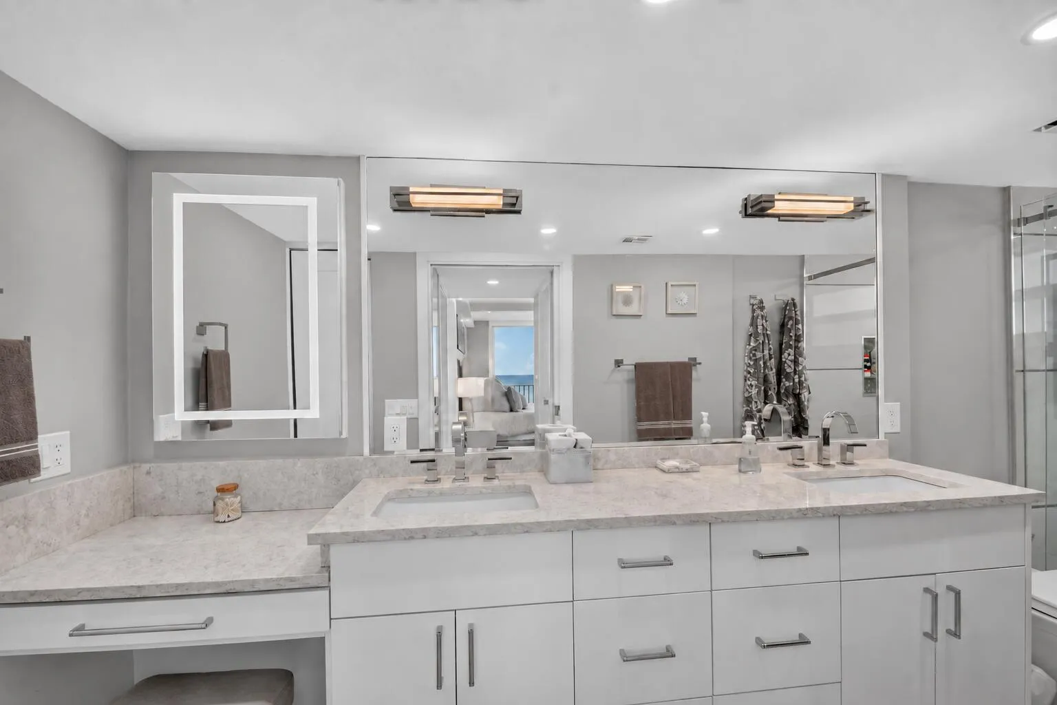 Double Sink with Built-in Makeup Vanity