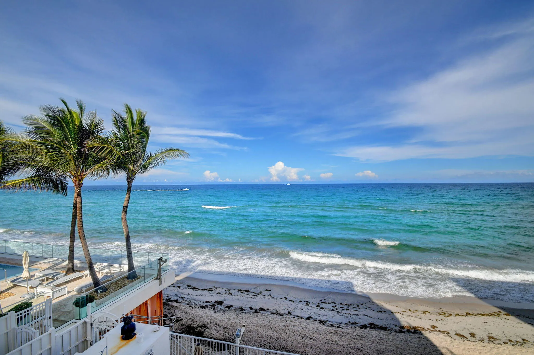Beachfront-Direct Ocean View