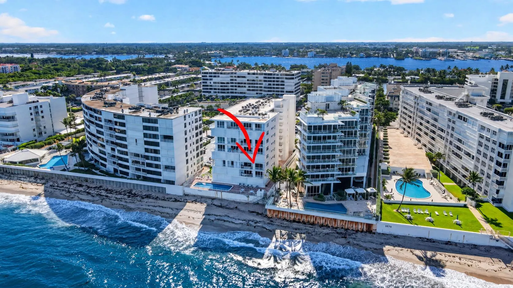 Beachfront property with direct ocean access