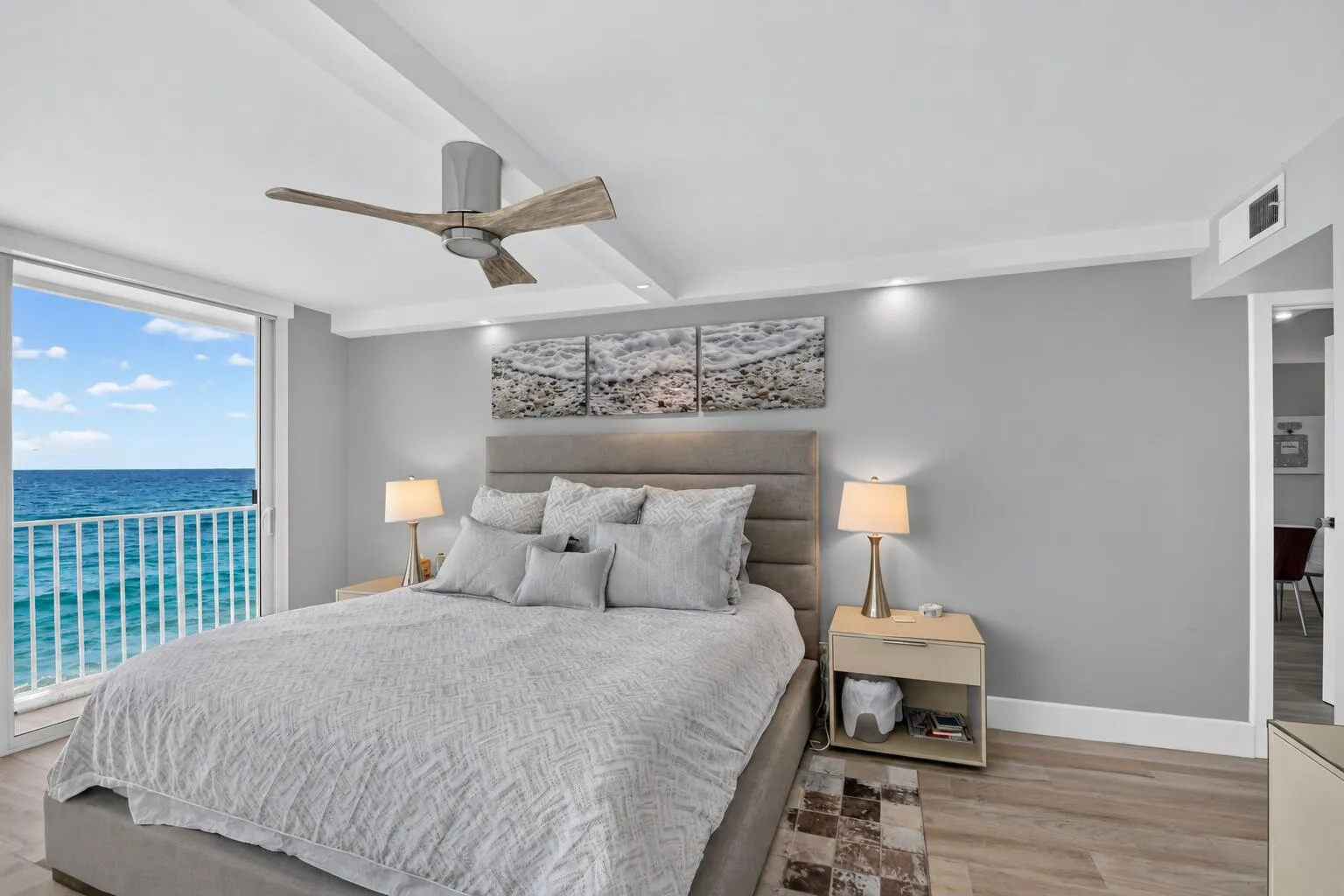Ocean View from every room Chat