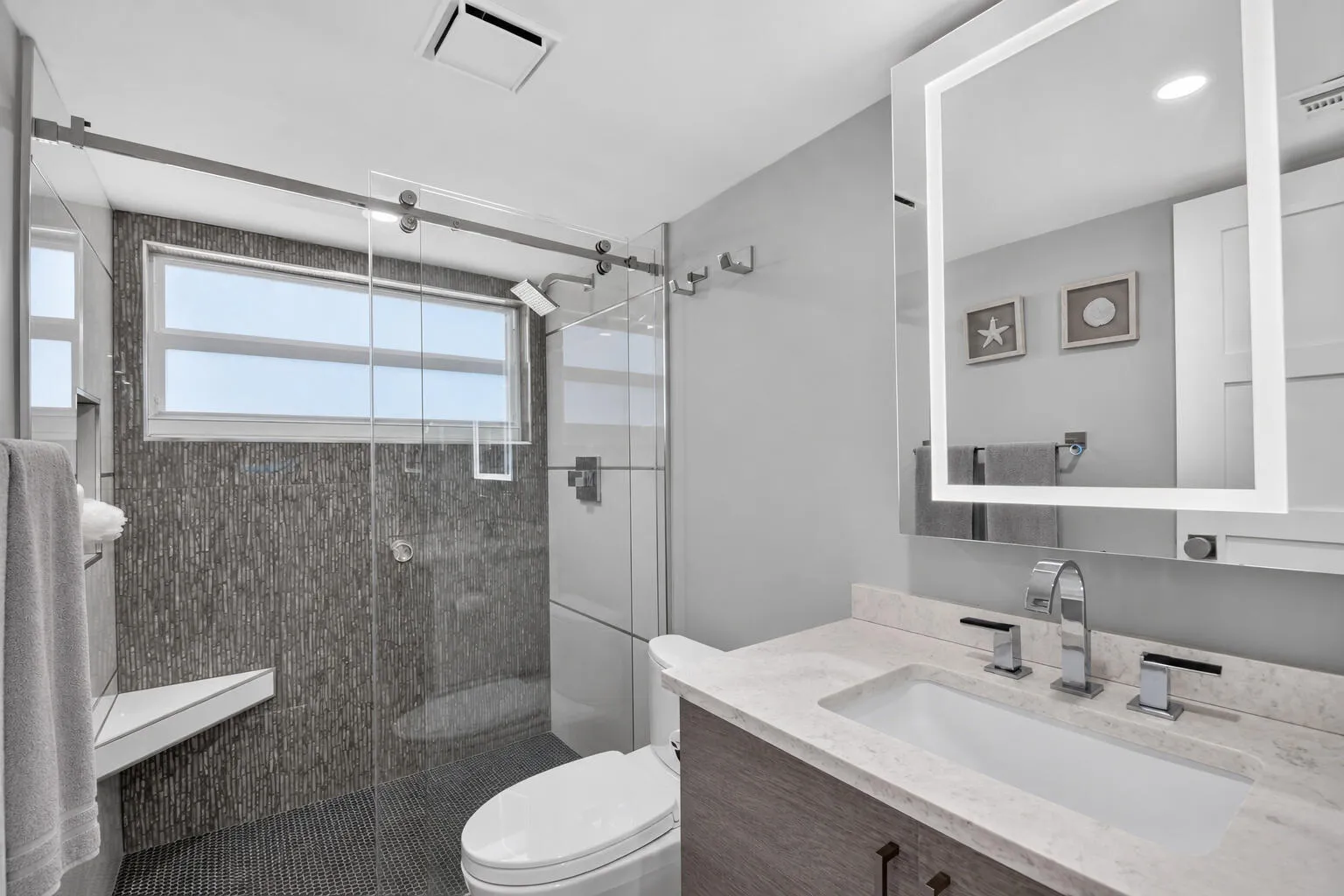 Modern Guest Hall-Bath with Modern High End Finishes