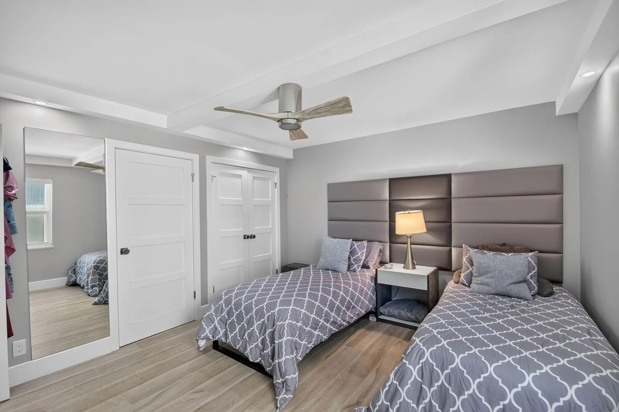 Guest Bedroom 2 Twin Beds