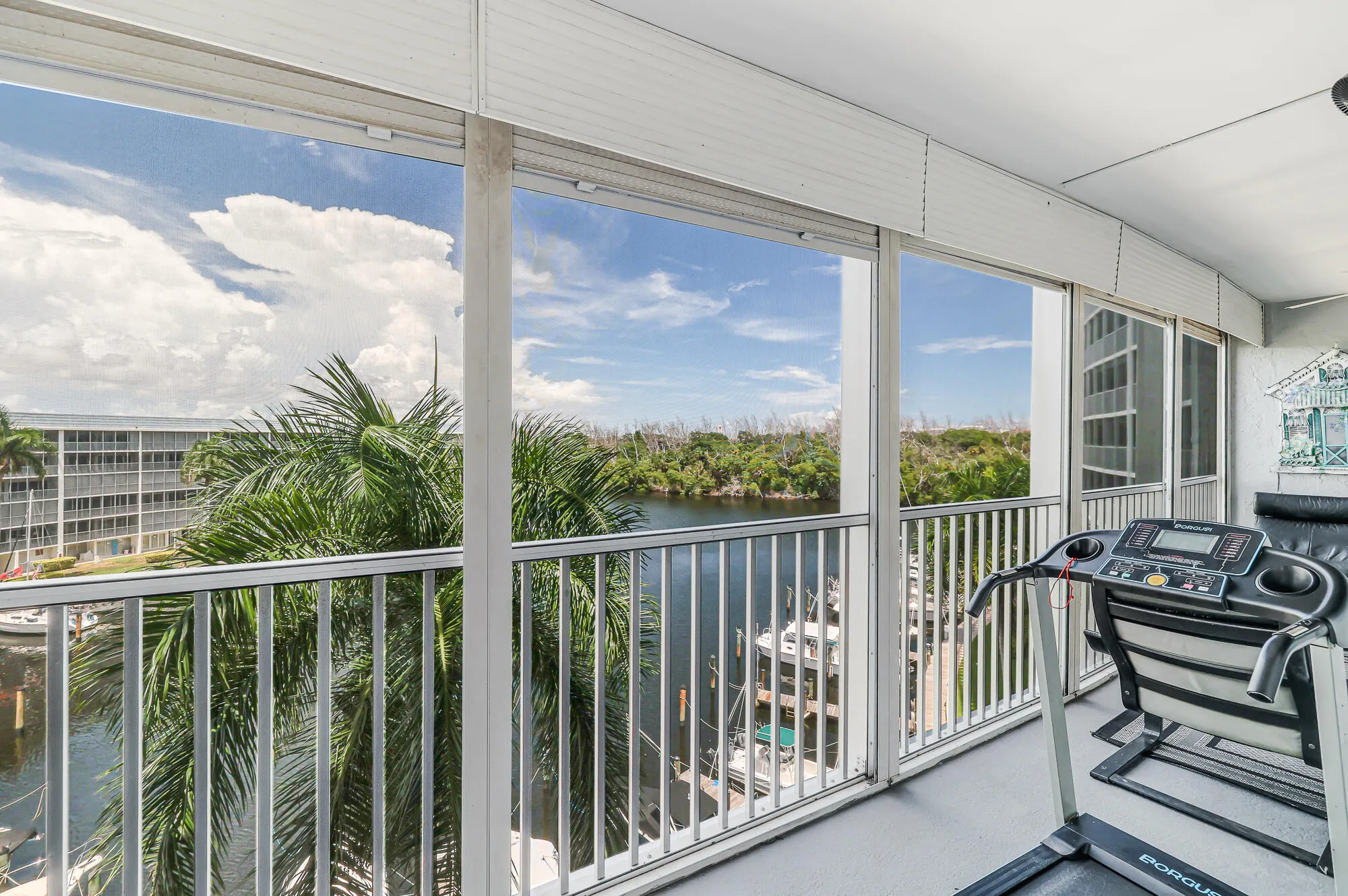 1523 E Hillsboro Blvd #634-31