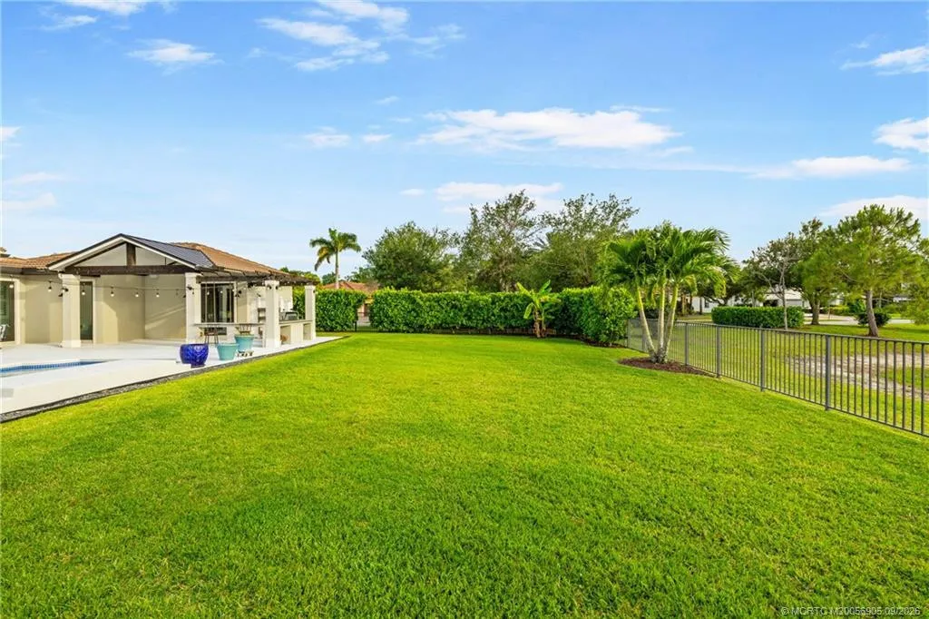 Property photo 40