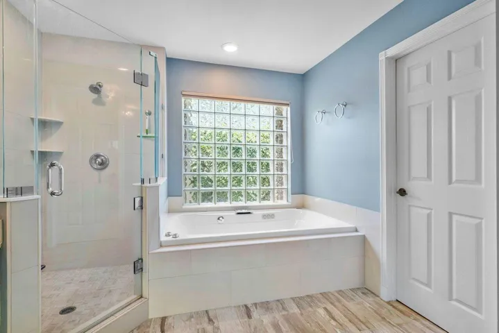022-15522CypressParkDrive-Wellington-FL-