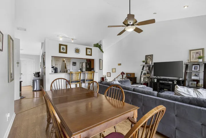 24-web-or-mls-BS1A2201