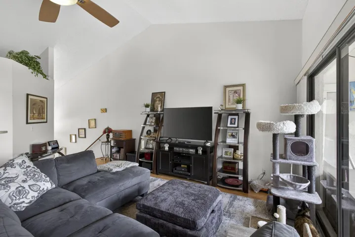 25-web-or-mls-BS1A2207