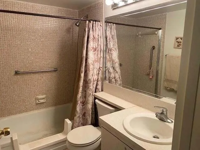 Main Bathroom