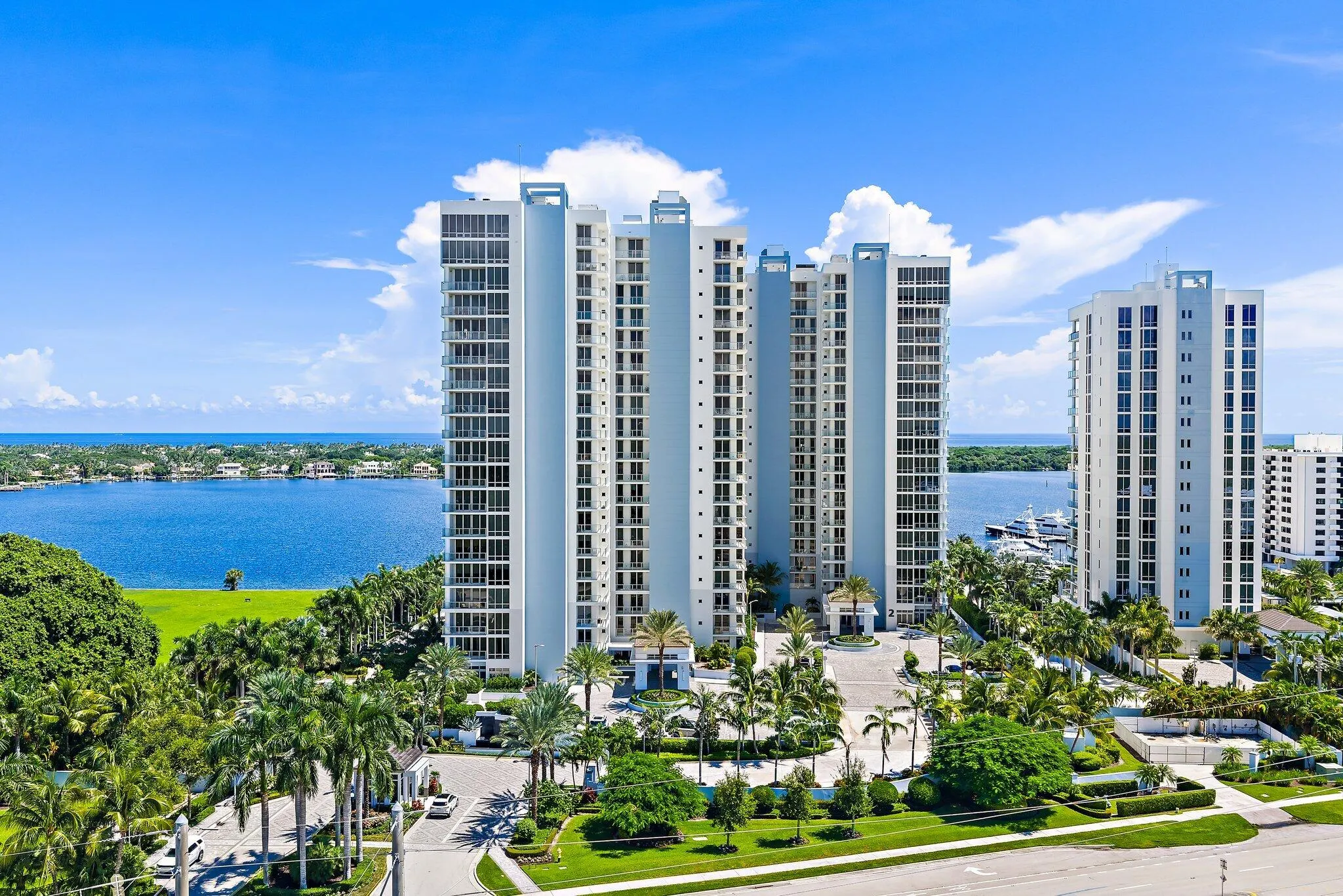 014-1WaterClubWay-301-NorthPalmBeach-SMA